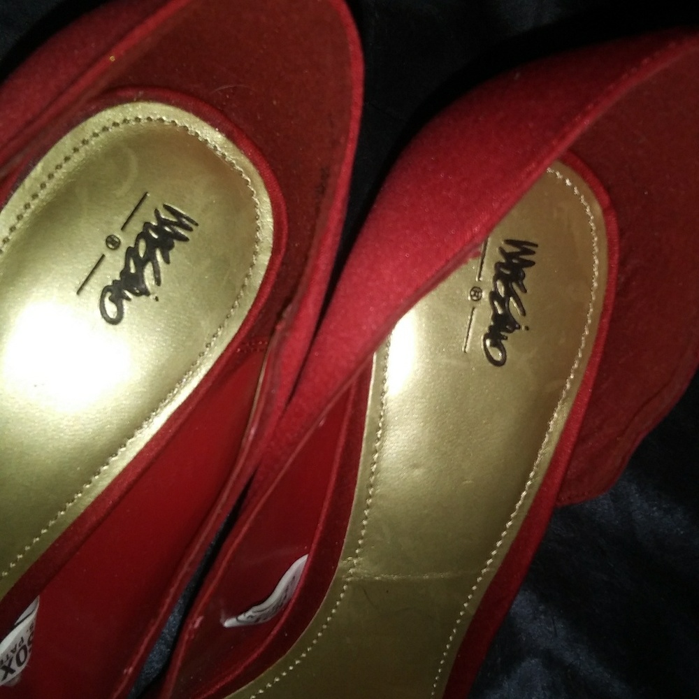Target red pumps - Picture 4 of 4